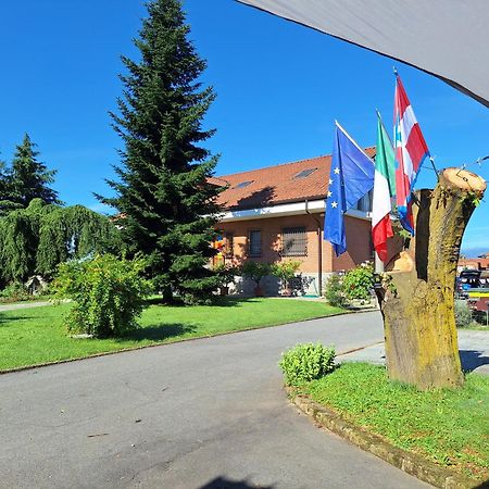 Casa Matilde Villa Leinì Екстериор снимка